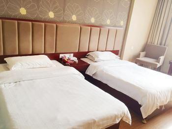 Danfengbailu Business Hotel Nanchang  Exterior foto